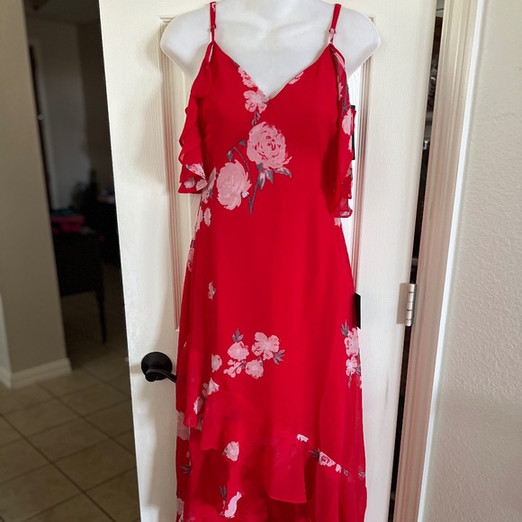 Lulus Love in Bloom Red Floral Print Off-the-Shoulder High-Low Dress - Picture 4 of 7